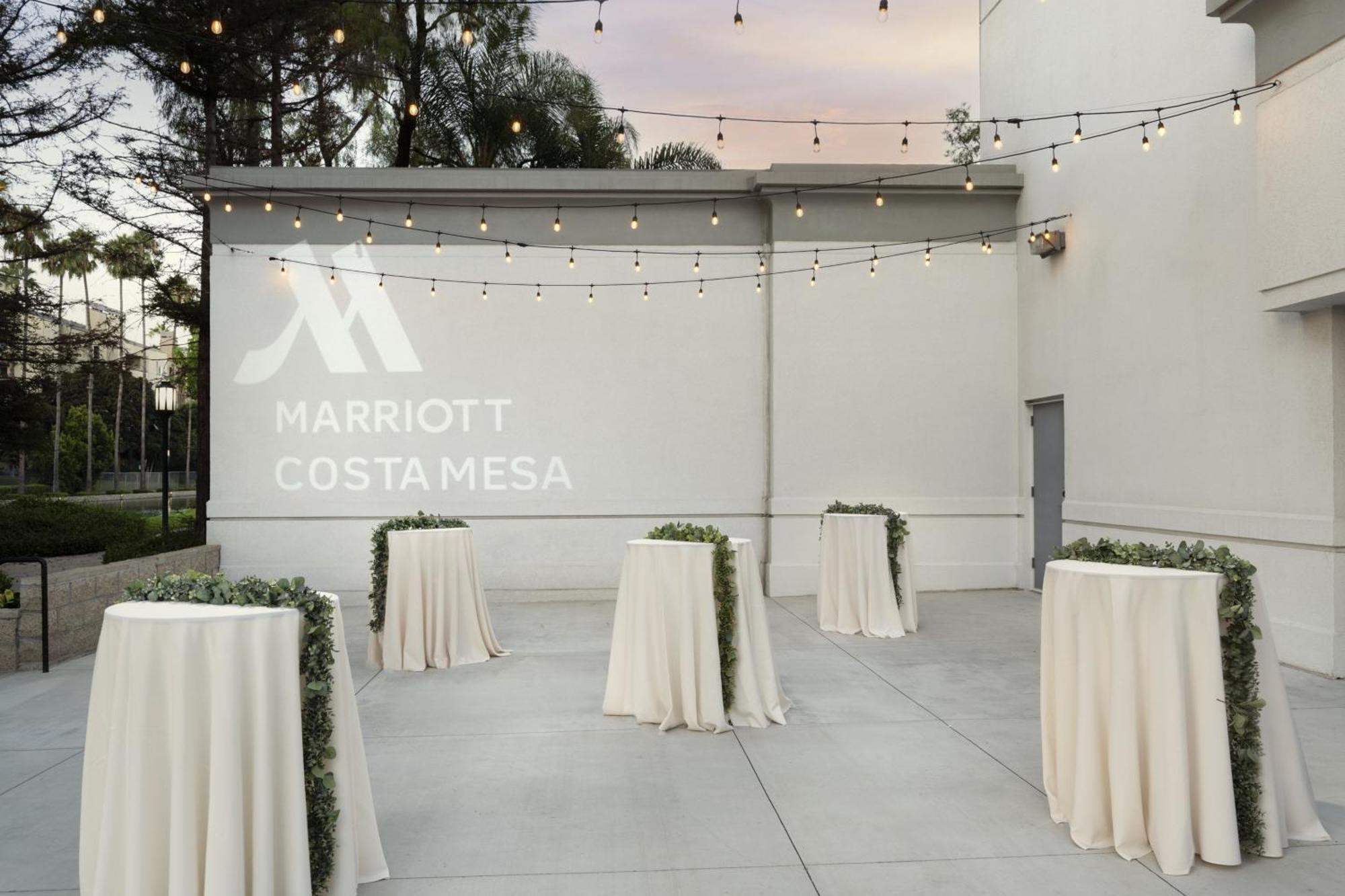 Costa Mesa Marriott Hotell Exteriör bild