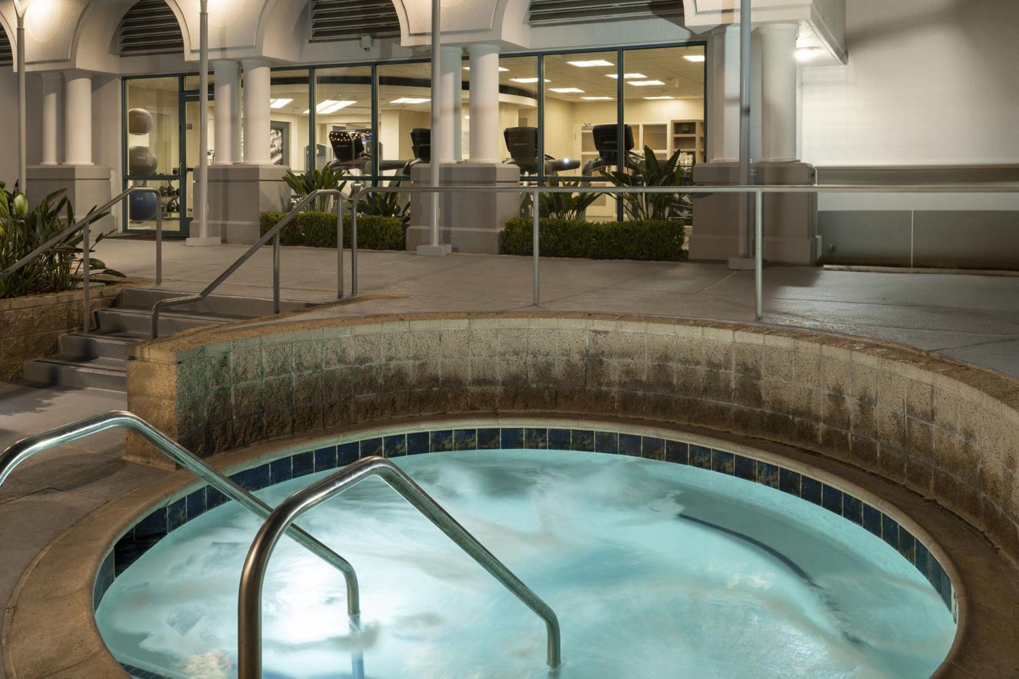 Costa Mesa Marriott Hotell Exteriör bild